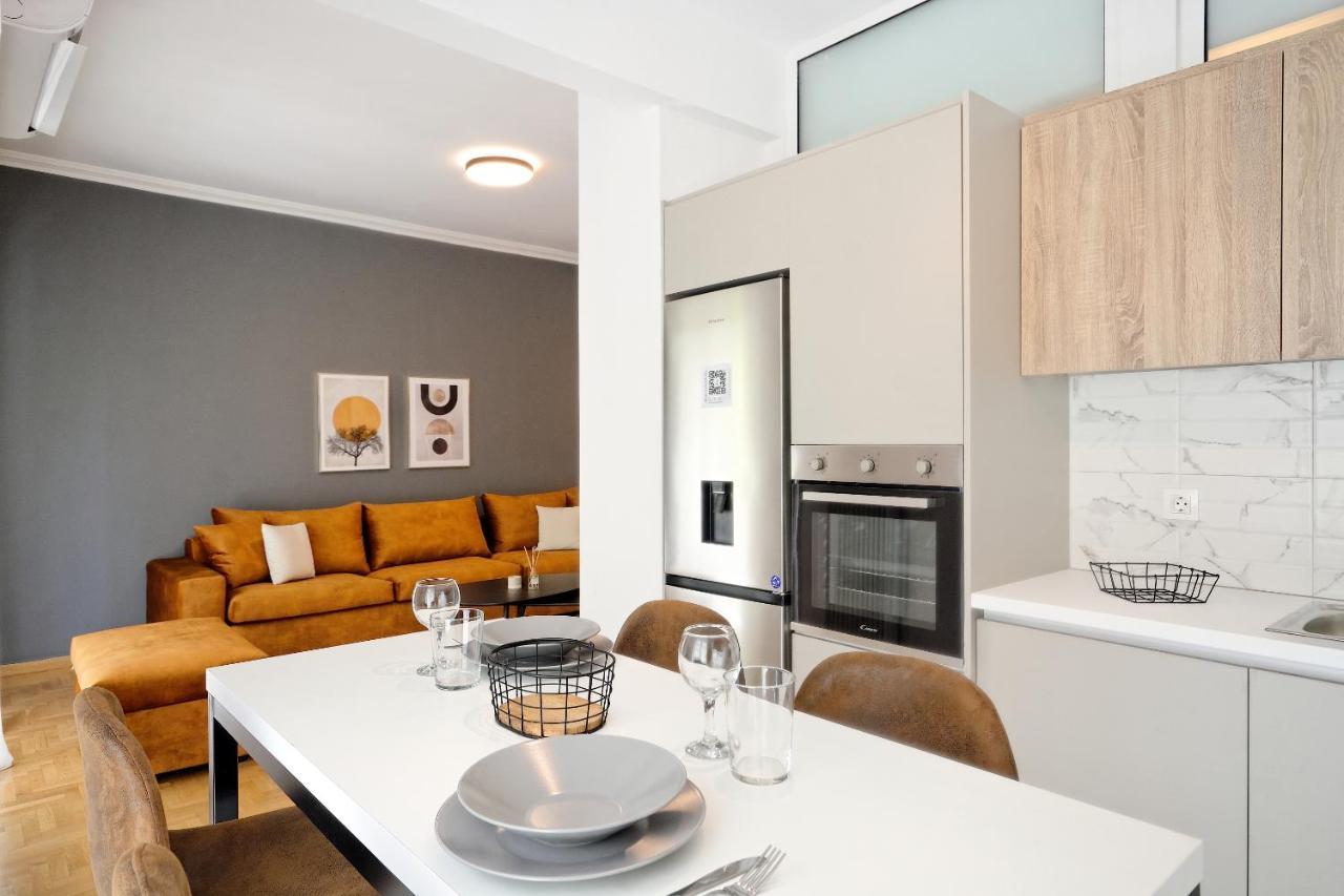Elegant Big Apartment In Athens Center With Balcony Εξωτερικό φωτογραφία