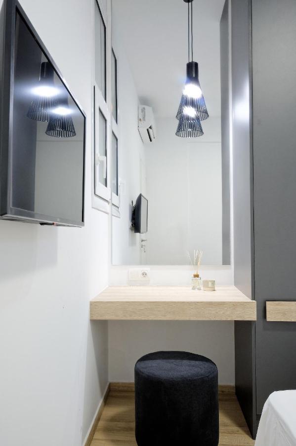 Elegant Big Apartment In Athens Center With Balcony Εξωτερικό φωτογραφία