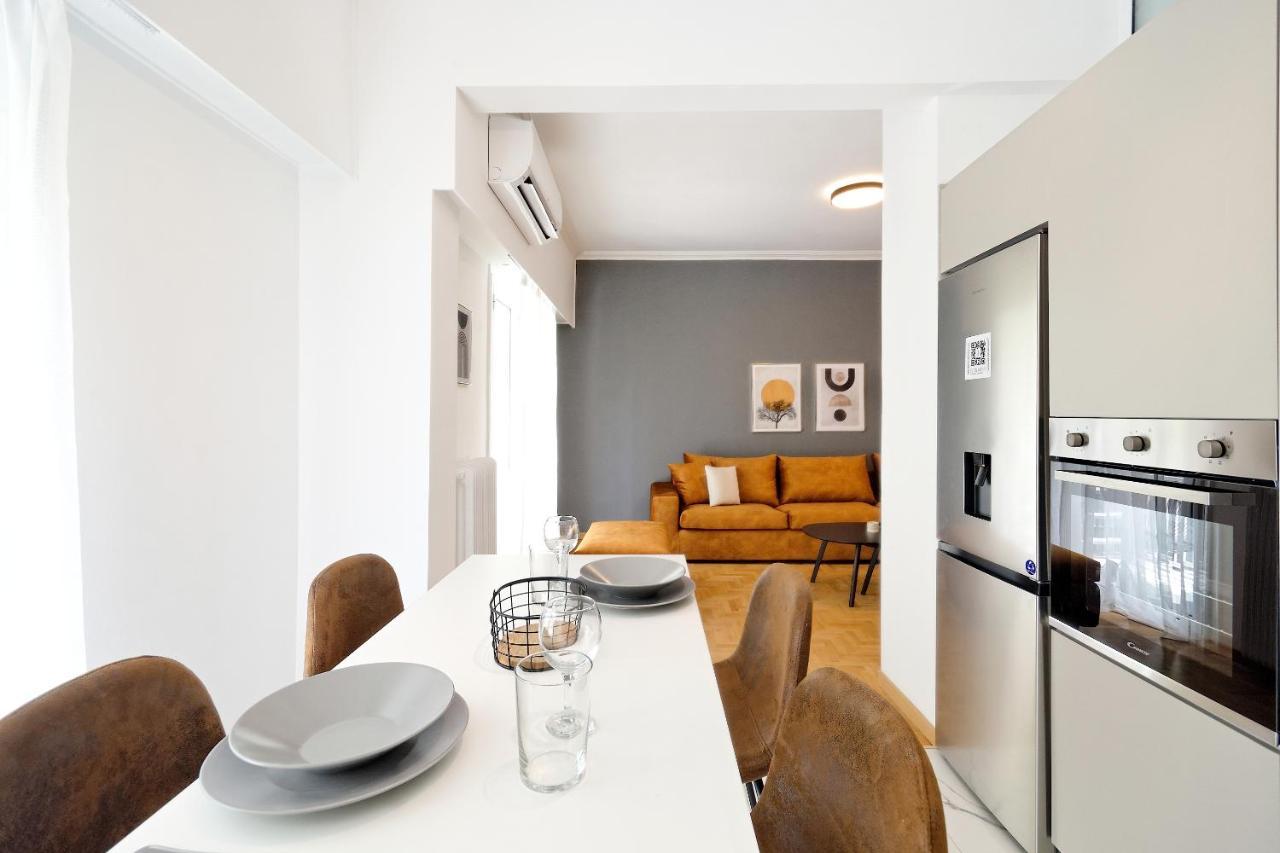 Elegant Big Apartment In Athens Center With Balcony Εξωτερικό φωτογραφία