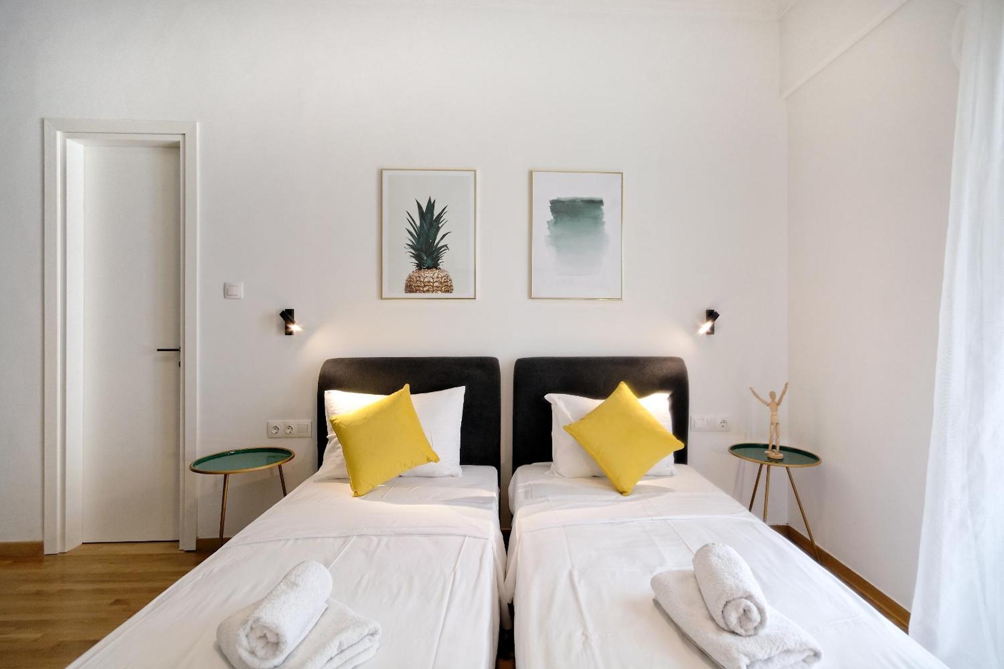Elegant Big Apartment In Athens Center With Balcony Εξωτερικό φωτογραφία