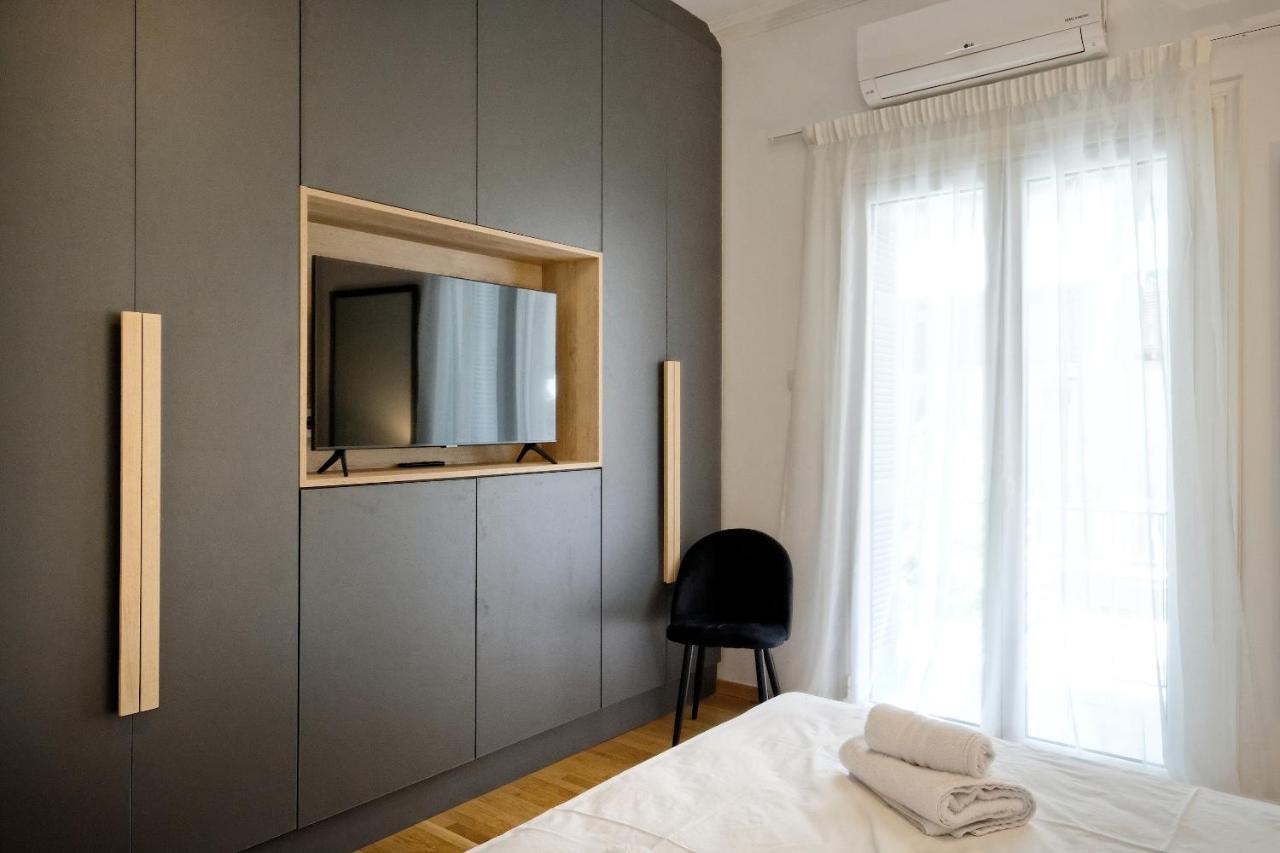Elegant Big Apartment In Athens Center With Balcony Εξωτερικό φωτογραφία